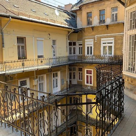 Westend Downtown Budapest Exterior photo